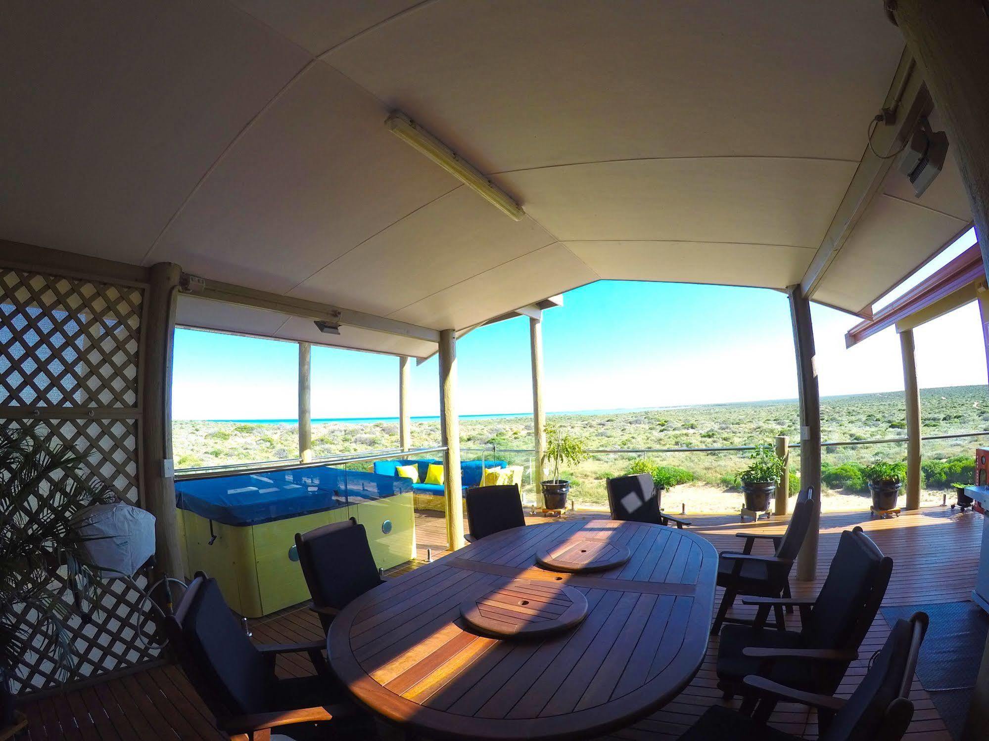 On The Deck @ Shark Bay Bed & Breakfast Denham Exterior photo